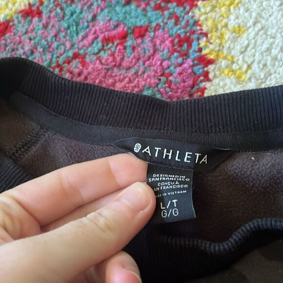 ATHLETA TRIUMPH CAMO CREWNECK SWEATSHIRT SIZE LARGE - Picture 8 of 9